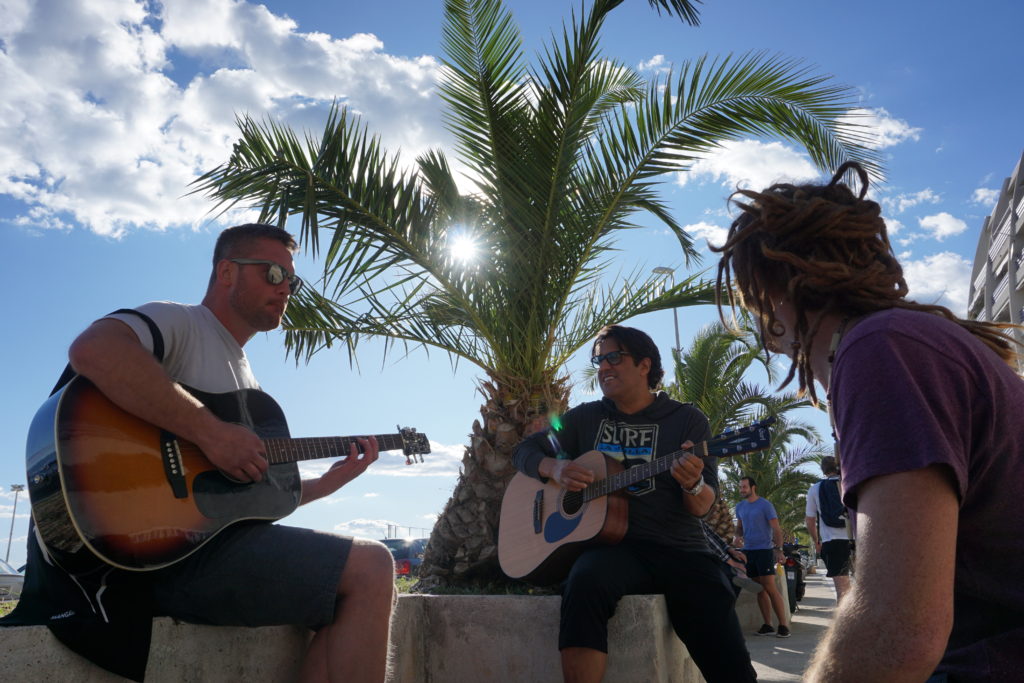 An impromptu afternoon jam session